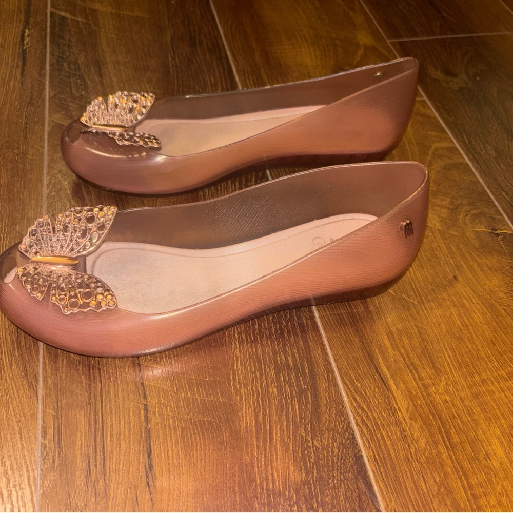 Women's Pink Butterfly-Accent Cinderella Ballet Flats
